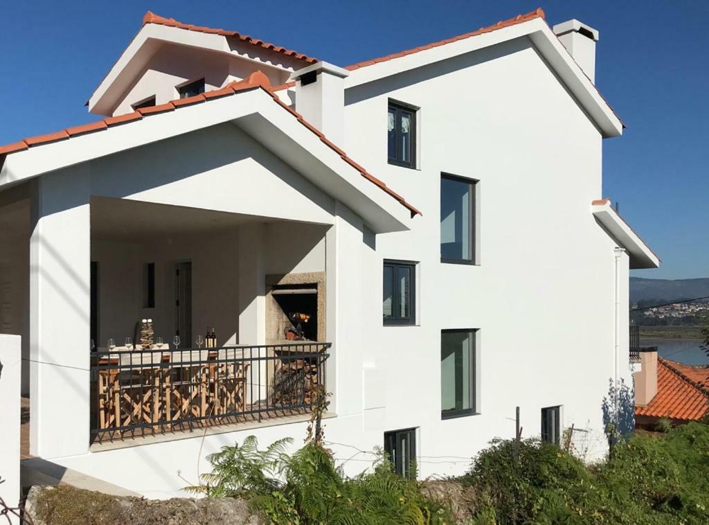 Villa Trajadinha - Swedish House à Caminha Extérieur photo